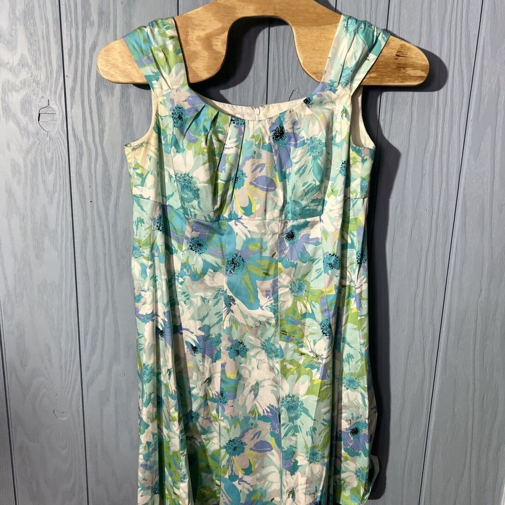 Dress Barn‎ Fit & Flare Floral Dress Size 16 Pastel Colors Sleeveless